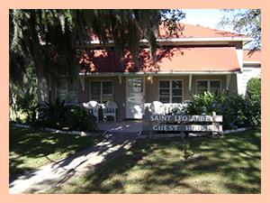 Guest house also has pretty screened patio overlooking Lake Jovita